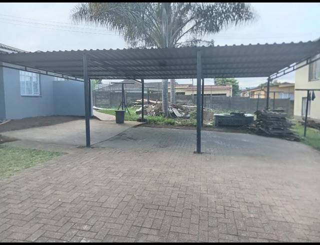 2 BEDROOM PROPERTY TO RENT IN MOUNTAIN RISE